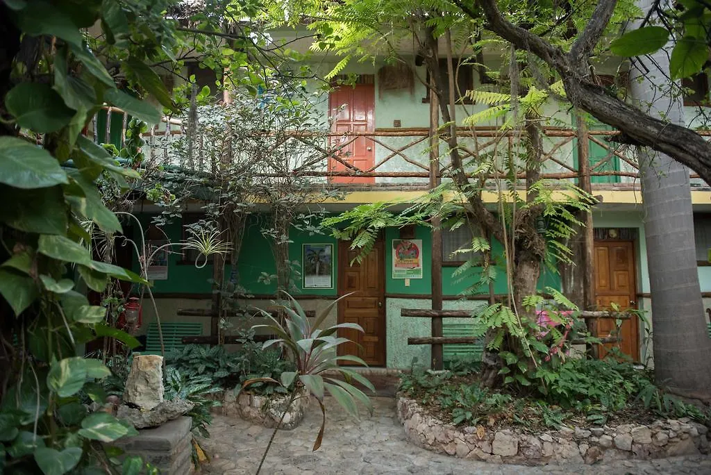 ** בית הארחה פדרנאלס Hostal Dona Chava הרפובליקה הדומיניקנית